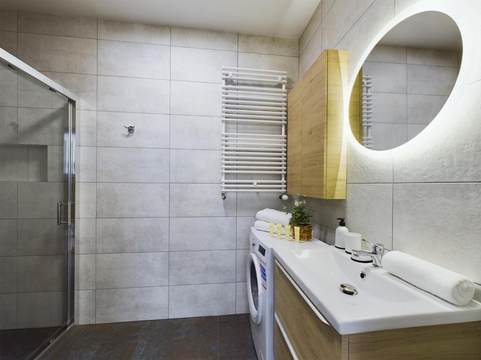 Exceptional With Parking By Renters Apartament Kraków